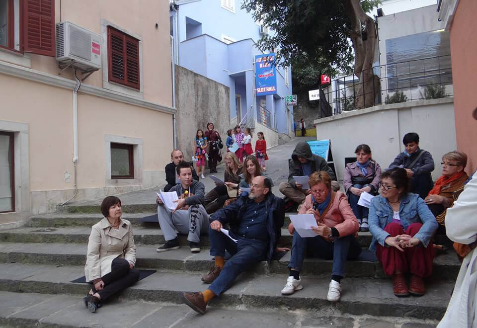 Reading Umberto Eco's essay Ur-Fascism in Mali Lošinj, action by Kulturnjaci 2016, photo by Kulturnjaci 2016