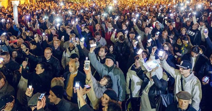 internet-tax-protests