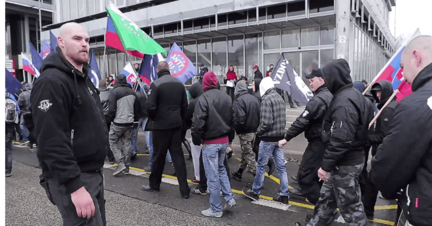 bratislava-extremists-march