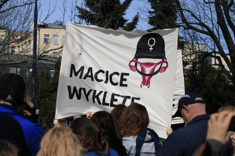 protests-against-abortion-ban-macice-wyklete (1)